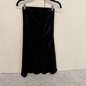 Babaton (Aritzia) Classic Black Pencil Skirt